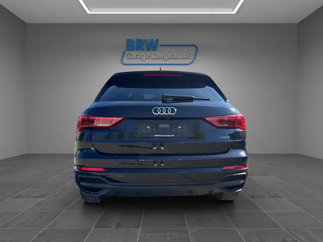 Audi Q3 2.0 40 TFSI S line quattro S-Tronic