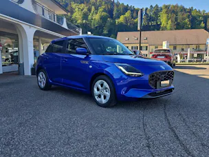 Suzuki Swift 1.2 Sakura Hybrid