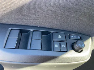 Toyota Yaris 1.5 VVT-i HSD Premium