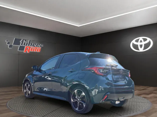 Toyota Yaris 1.5 VVT-i HSD Premium