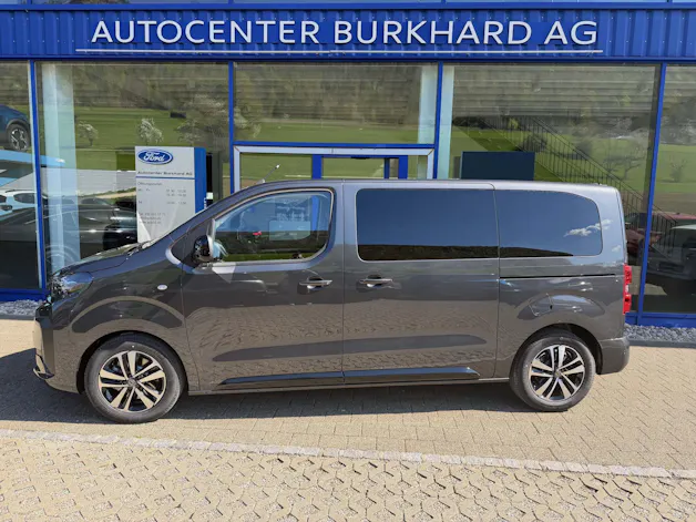 Peugeot Traveller Standard 2.2 BlueHDi 180 Business S/S