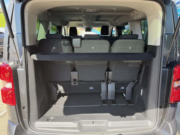 Peugeot Traveller Standard 2.2 BlueHDi 180 Business S/S