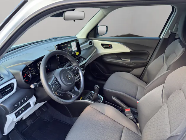 Suzuki Swift 1.2 Sakura Top Hybrid 4x4