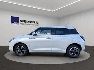 Suzuki Swift 1.2 Sakura Top Hybrid 4x4