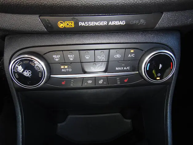 Ford Fiesta 1.0 EcoB Hybrid ST-Line X