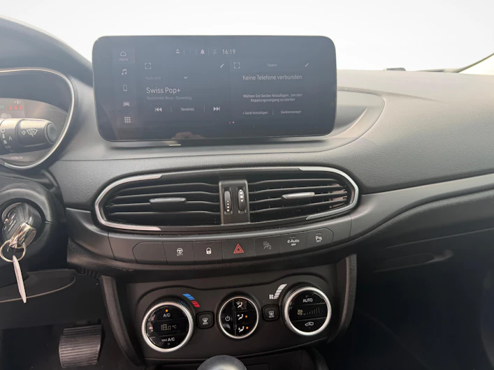 Fahrzeugbild FIAT TIPO