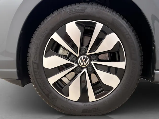 VW Golf 8 1.5 eTSI Goal DSG