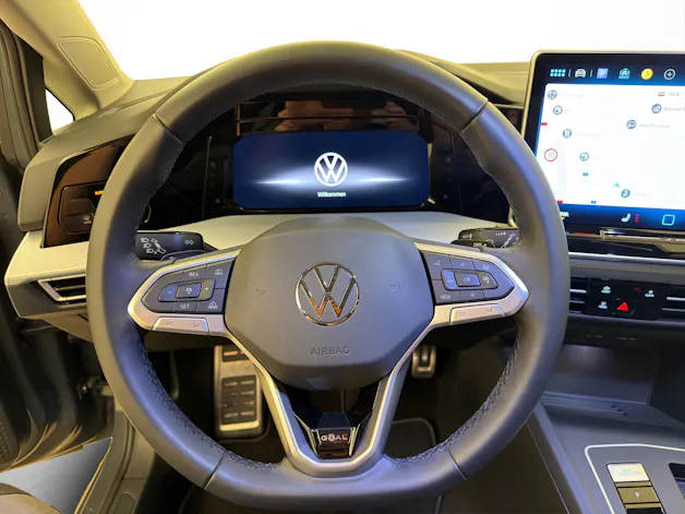 VW Golf 8 1.5 eTSI Goal DSG