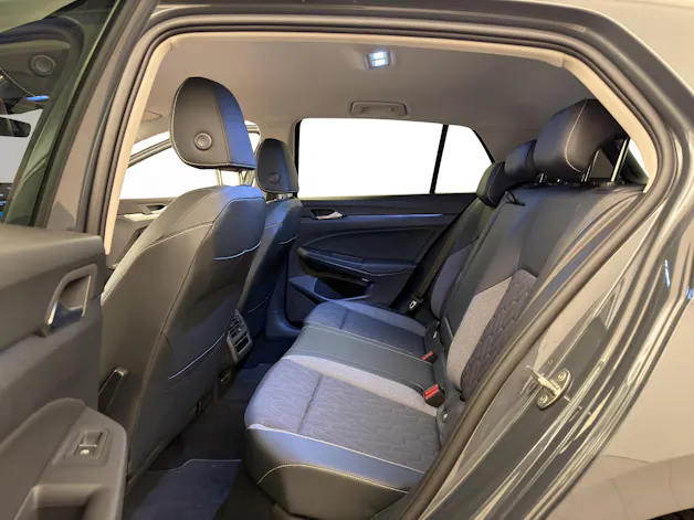 VW Golf 8 1.5 eTSI Goal DSG