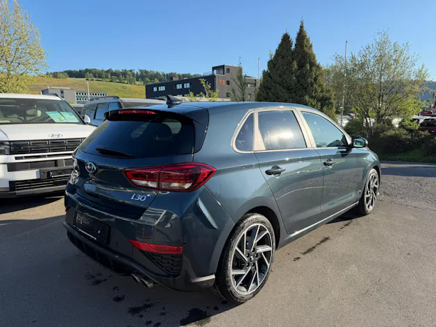 Hyundai i30 1.5 T-GDi N Line Lux.pack 48V MH DCT