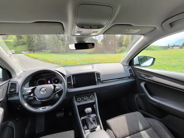 Škoda Karoq 2.0 TDI CR Style 4x4 DSG *Anhängerkupplung+8-fach bereift*
