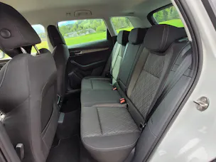 Škoda Karoq 2.0 TDI CR Style 4x4 DSG *Anhängerkupplung+8-fach bereift*