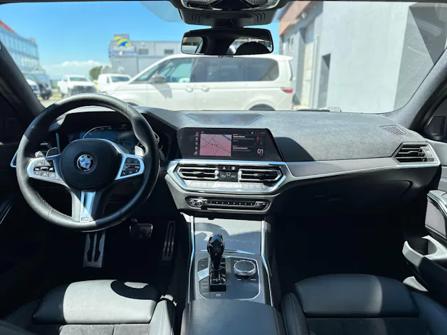 BMW 320d xDrive 48V Touring M Sport Steptronic