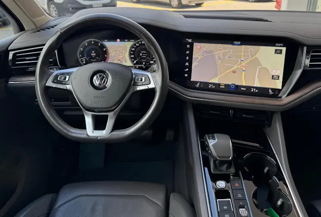 VW Touareg 3.0 TSI Elegance Tiptronic
