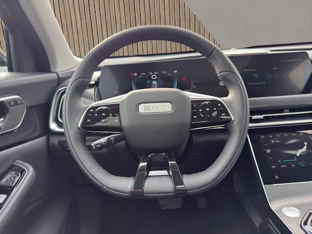 BAIC X75 1.5