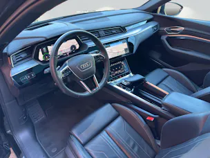 Audi e-tron 55 S Line Black Edition quattro
