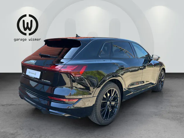 Audi e-tron 55 S Line Black Edition quattro