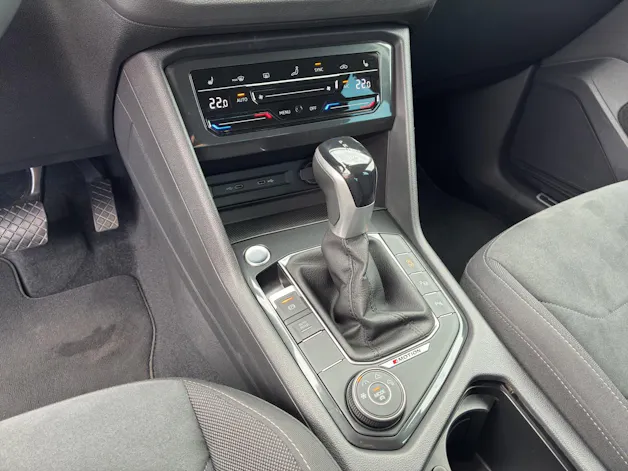 VW Tiguan 2.0TSI Elegance 4Motion DSG