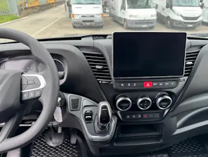 Iveco 35S18HA8 mit Hess Kofferaufbau