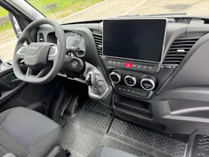 Iveco 35S18HA8 mit Hess Kofferaufbau