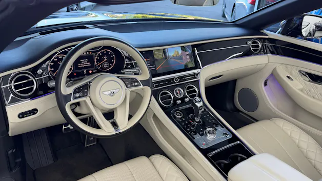 Bentley Continental GTC 4.0 V8