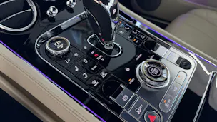 Bentley Continental GTC 4.0 V8