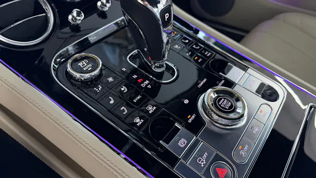 Bentley Continental GTC 4.0 V8