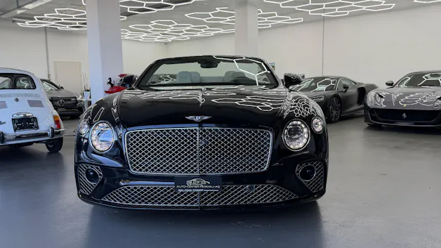 Bentley Continental GTC 4.0 V8