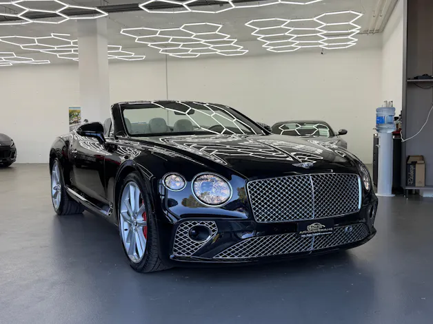 Bentley Continental GTC 4.0 V8
