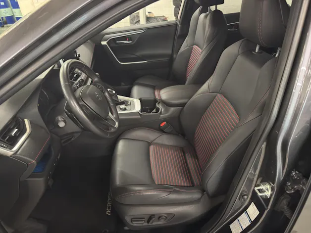 Suzuki Across 2.5 Plug-in-Hybrid Compact Top E-CVT