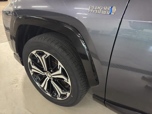 Suzuki Across 2.5 Plug-in-Hybrid Compact Top E-CVT
