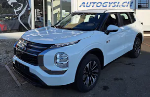 Mitsubishi Outlander 2.4 PHEV Invite 4WD Automatic
