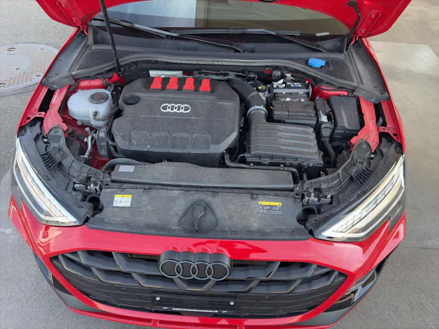 Audi S3 Sportback 2.0 TFSI quattro S-Tronic