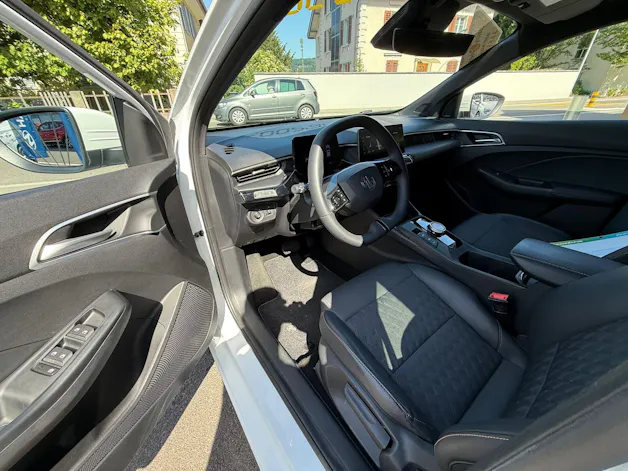 MG 3 1.5 Hybrid Luxury Aut.