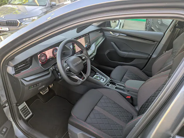 Škoda Octavia Combi 2.0 TSI DSG RS