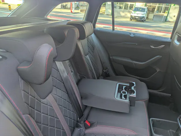 Škoda Octavia Combi 2.0 TSI DSG RS