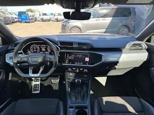 Audi Q3 45 TFSI S line quattro S-tronic