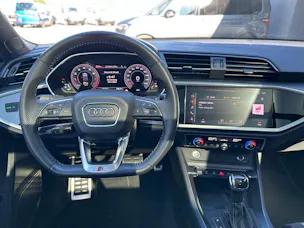 Audi Q3 45 TFSI S line quattro S-tronic