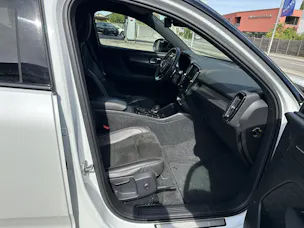 Volvo XC40 2.0 T5 R-Design AWD