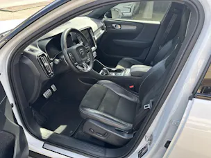Volvo XC40 2.0 T5 R-Design AWD