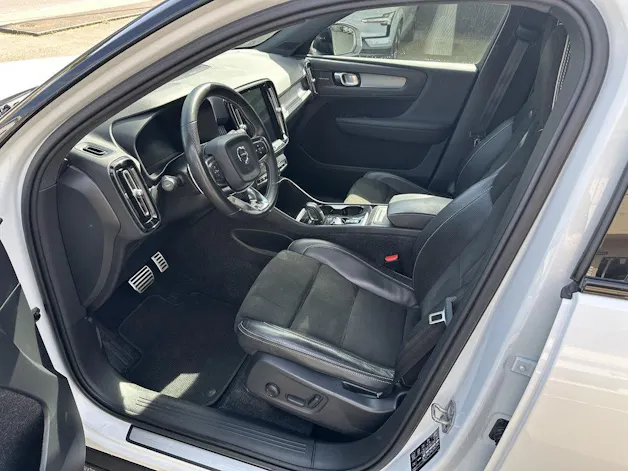 Volvo XC40 2.0 T5 R-Design AWD
