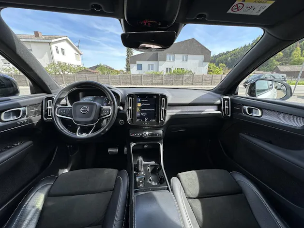 Volvo XC40 2.0 T5 R-Design AWD