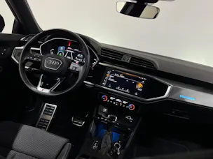 Audi Q3 45 TFSI e S line S-tronic