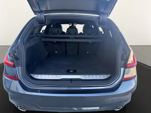 BMW 330e xDrive M Sport