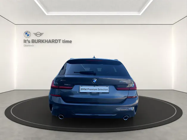 BMW 330e xDrive M Sport