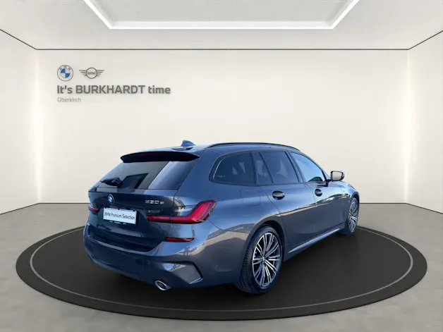 BMW 330e xDrive M Sport