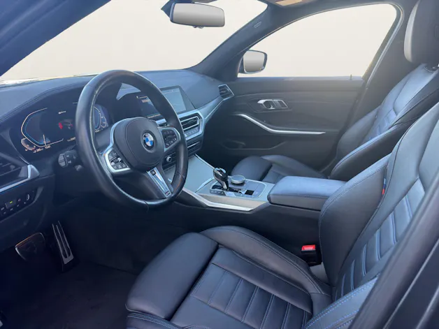 BMW 330e xDrive M Sport