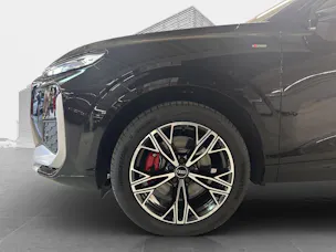 Audi Q3 SUV TFSI quattro 195 kW S tronic
