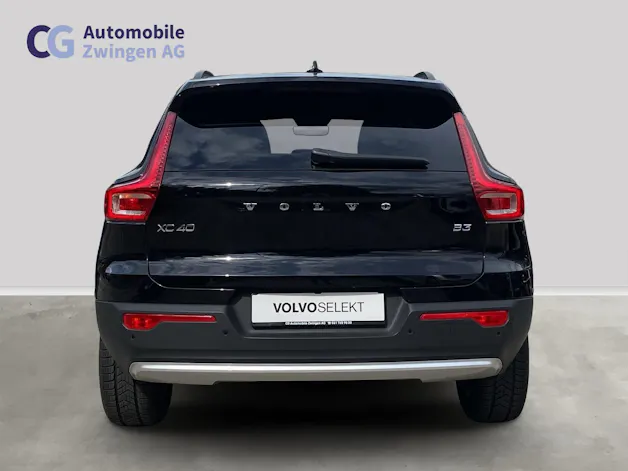 Volvo XC40 B3 Benzin Mild Hybrid Essential DCT