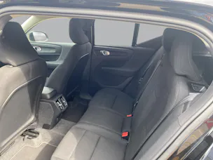 Volvo XC40 B3 Benzin Mild Hybrid Essential DCT